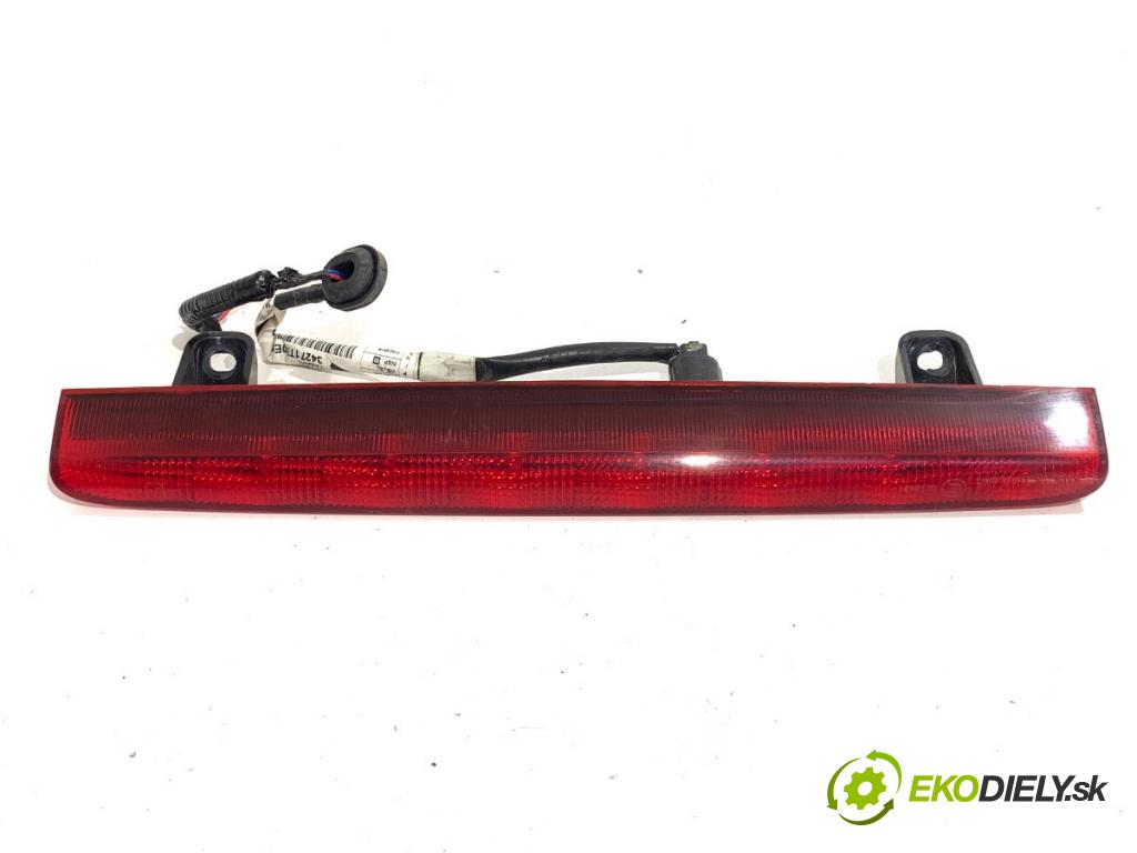 HONDA CIVIC IX liftback 2016 73 kW 1.4 i-VTEC (FK1) 1339 Svetlo brzdových svetiel 34271TV0E00