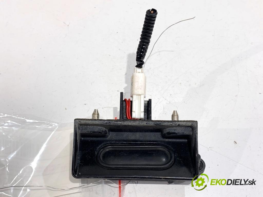 HONDA CIVIC IX liftback 2016 73 kW 1.4 i-VTEC (FK1) 1339 Kľučka dverí zad 