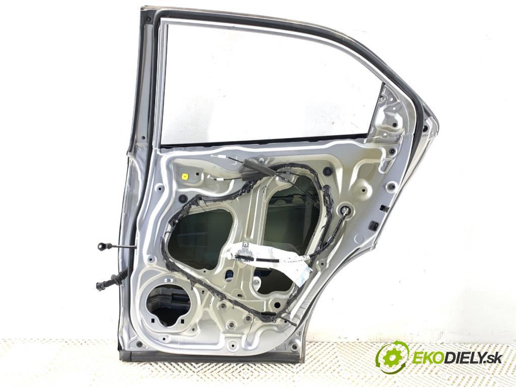 HONDA CIVIC IX liftback 2016 73 kW 1.4 i-VTEC (FK1) 1339 dveře pravý zadní část