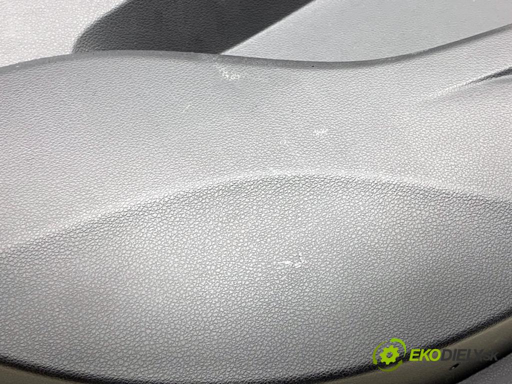 HONDA CIVIC IX liftback 2016 73 kW 1.4 i-VTEC (FK1) 1339 ča dveře levý přední část