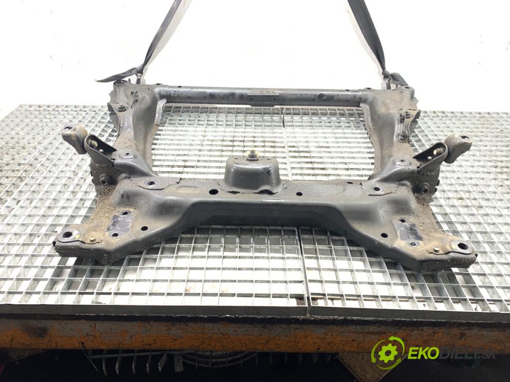 HONDA CIVIC IX liftback 2016 73 kW 1.4 i-VTEC (FK1) 1339 výztuha pod motor  (Přední výztuha)