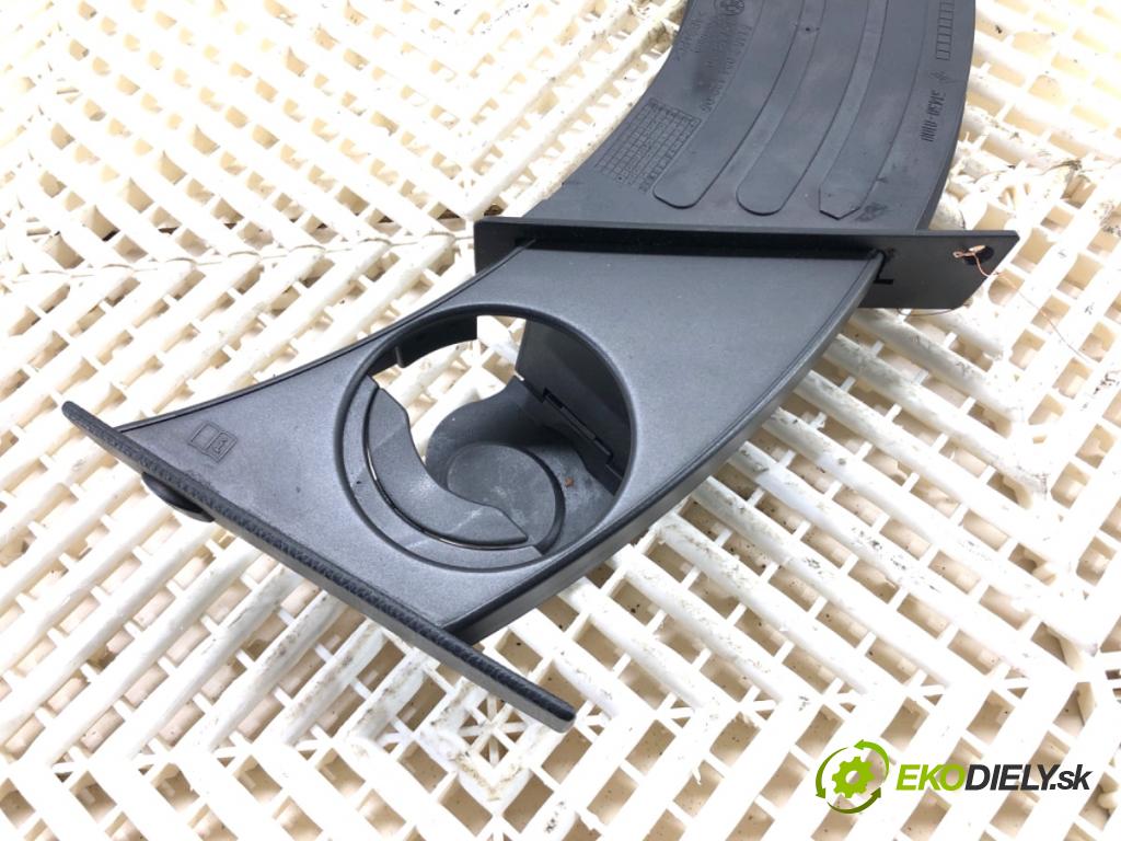 BMW E61 Kombi 2007 120 kW 520 d 1995 držák na nápoje 7034132 (Držák nápojů)