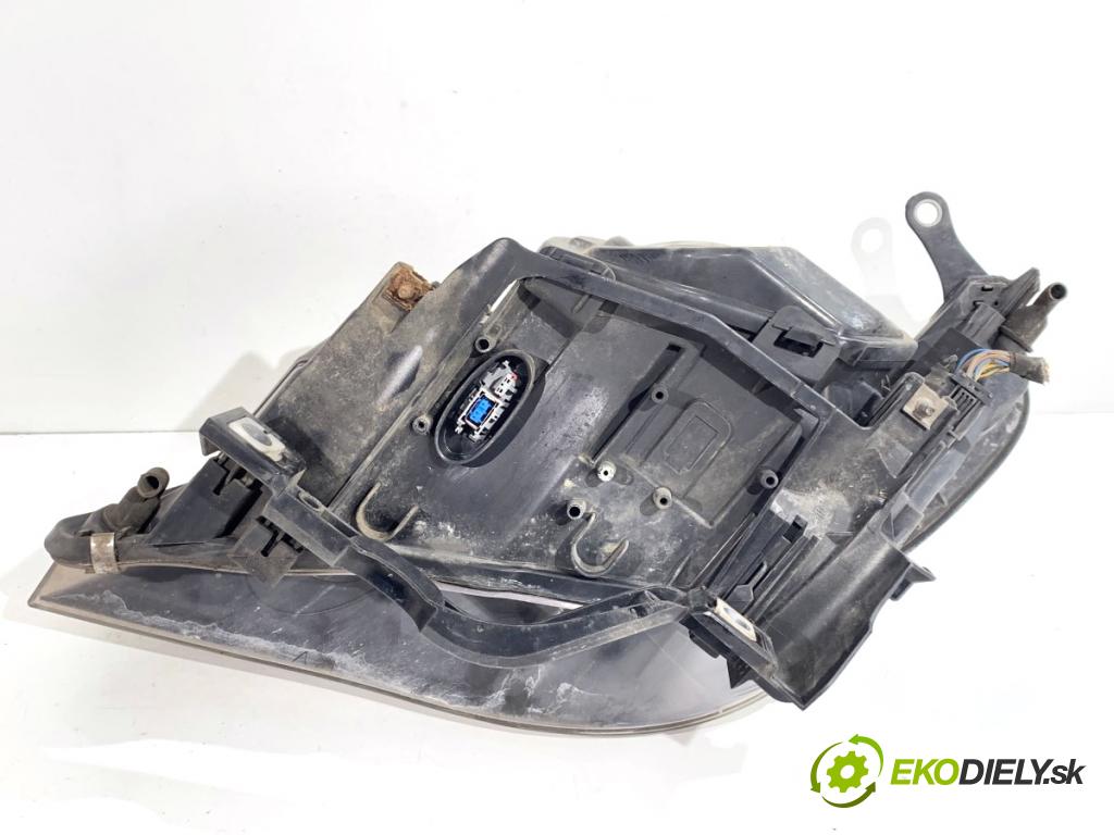 BMW E61 Kombi 2007 120 kW 520 d 1995 Svetlomet pravy predný XENON 7177740