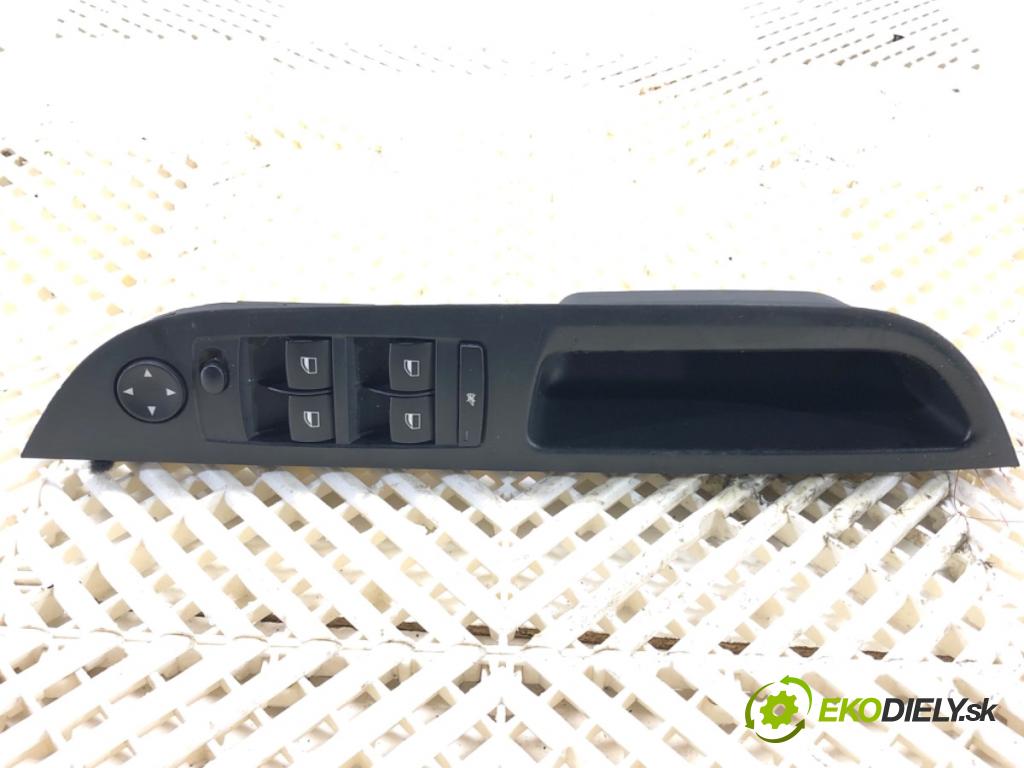 BMW E61 Kombi 2007 120 kW 520 d 1995 Prepínač okien 9122110 (Prepínacie páčky pod volantom)