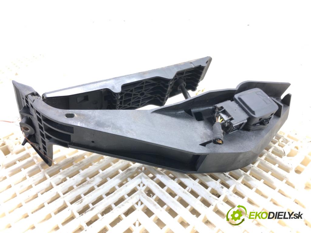 BMW E61 Kombi 2007 120 kW 520 d 1995 Potenciometer plynu 6772646 (Potenciometer plynového pedálu)