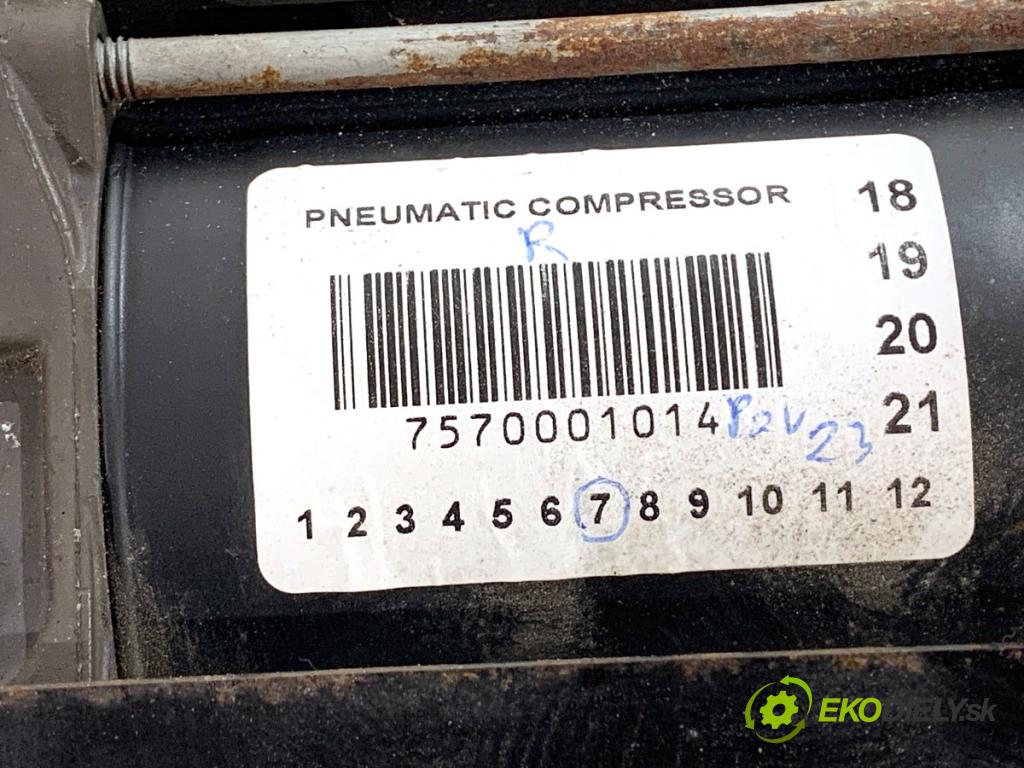 BMW E61 Kombi 2007 120 kW 520 d 1995 pumpa nápravy 6777827