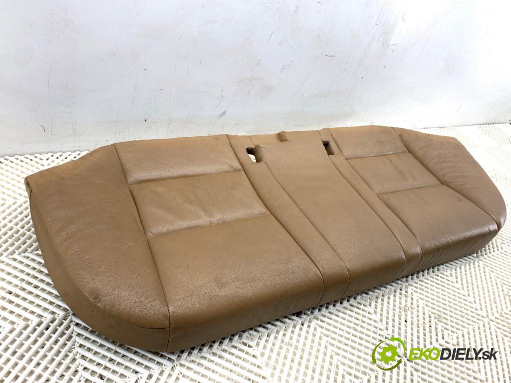 BMW E61 Kombi 2007 120 kW 520 d 1995 Sedadlo druhý rad