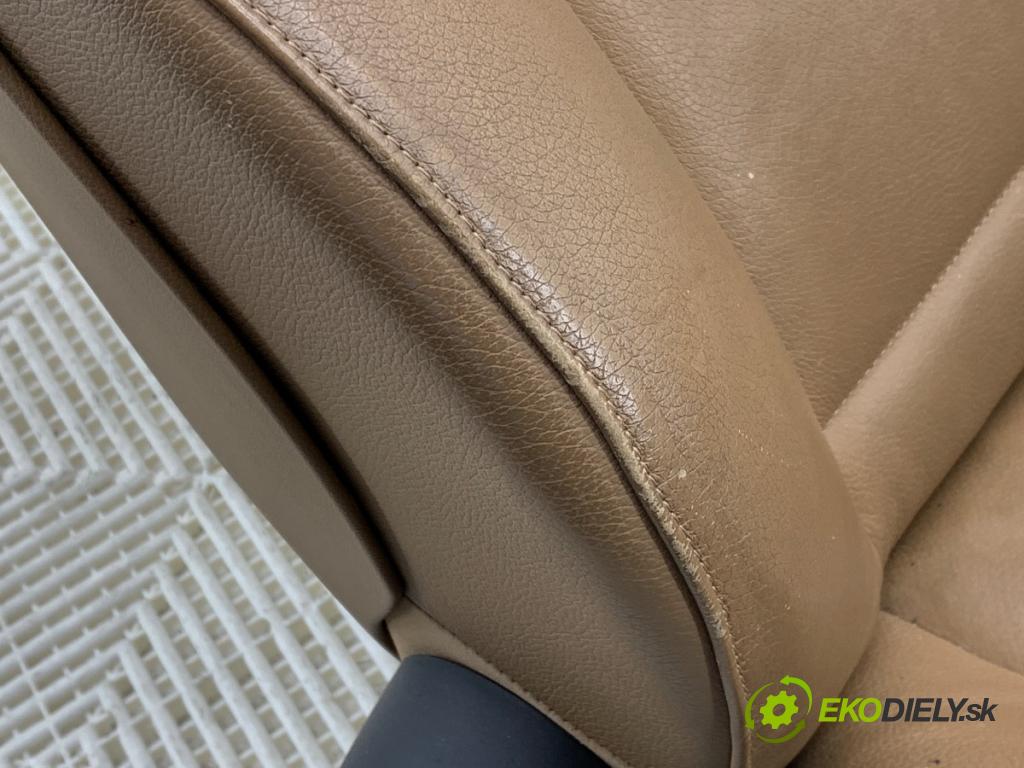 BMW E61 Kombi 2007 120 kW 520 d 1995 Sedadlo pravy predný