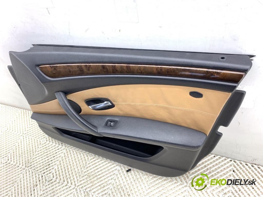 BMW E61 Kombi 2007 120 kW 520 d 1995 ča dveře pravý přední část