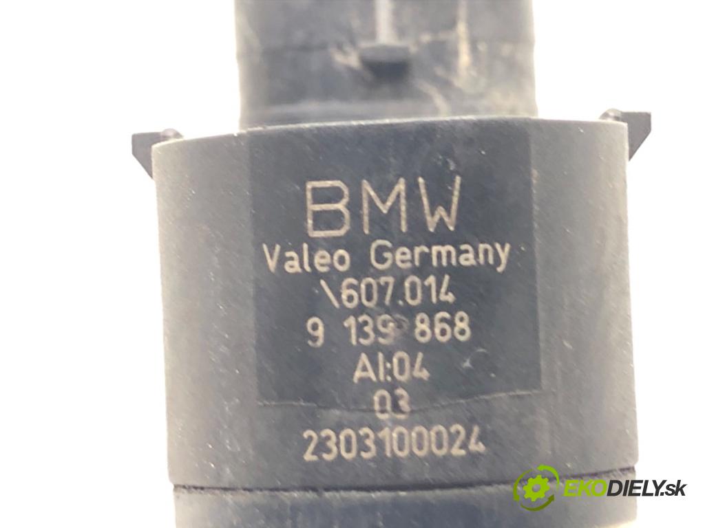 BMW E61 Kombi 2007 120 kW 520 d 1995 snímač PDC 9139868