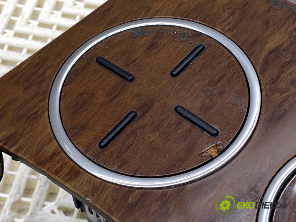 VW PHAETON sedan 2014 176 kW 3.0 V6 TDI 4motion 2967 Držiak na nápoje 3D0858602C (Držiak (úchyt) na nápoje)