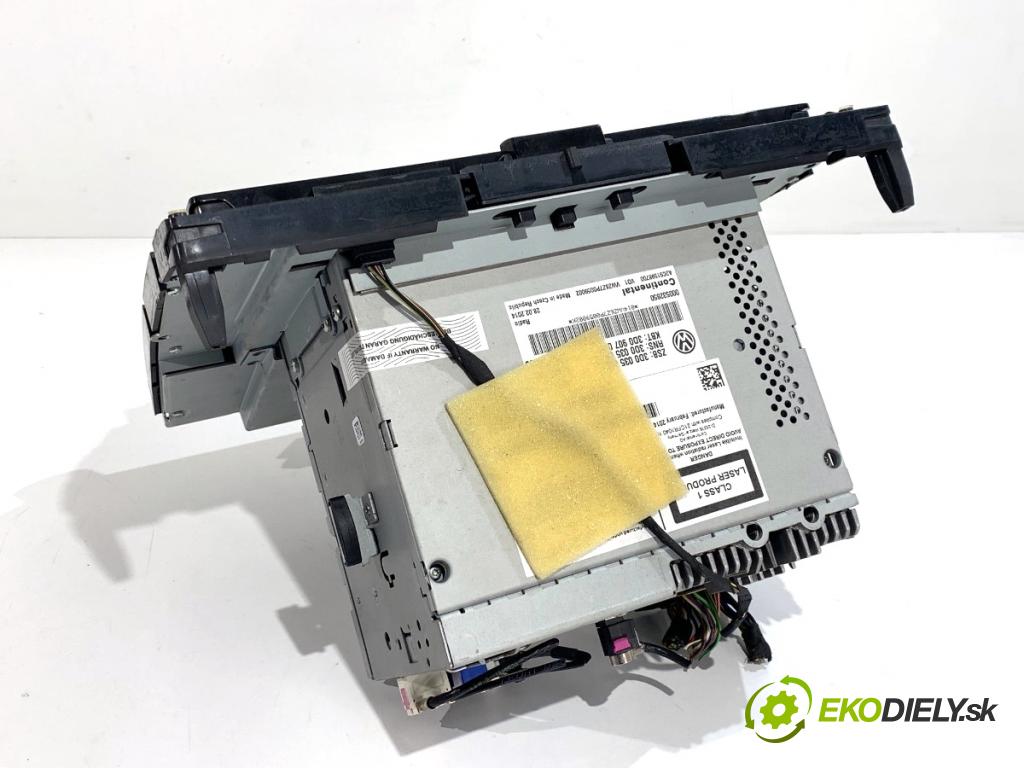 VW PHAETON sedan 2014 176 kW 3.0 V6 TDI 4motion 2967 RADIO 3D0035005S (Audio zařízení)