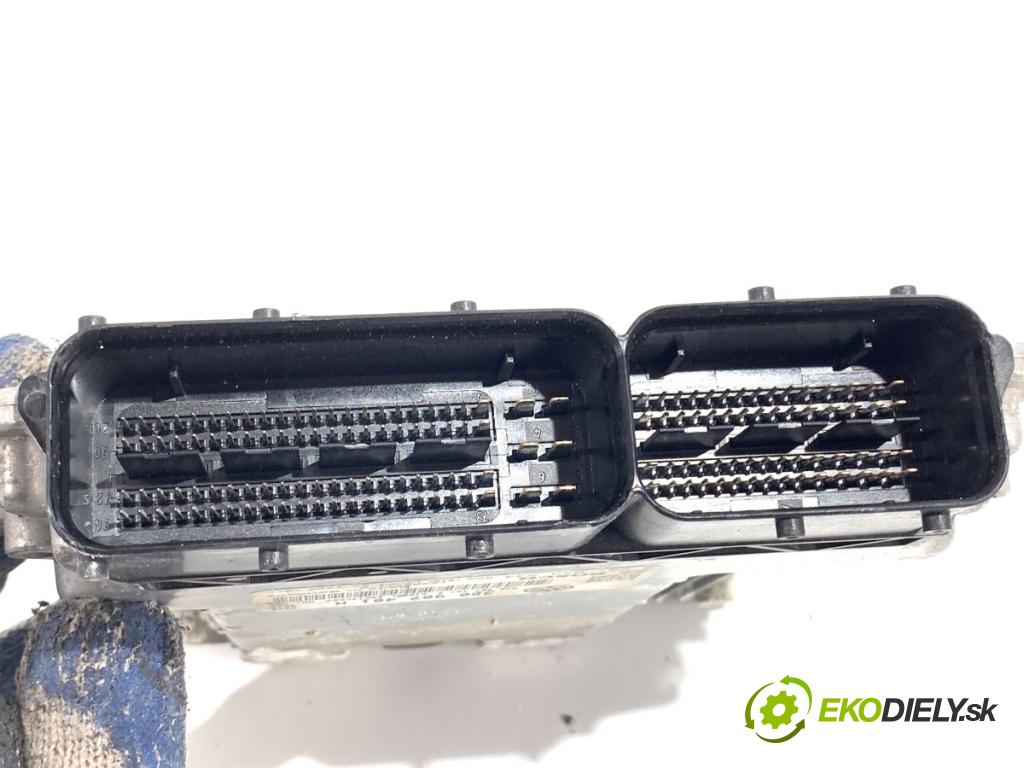 VW PHAETON sedan 2014 176 kW 3.0 V6 TDI 4motion 2967 riadiaca jednotka Motor 3D0907401M (Riadiaca jednotka)