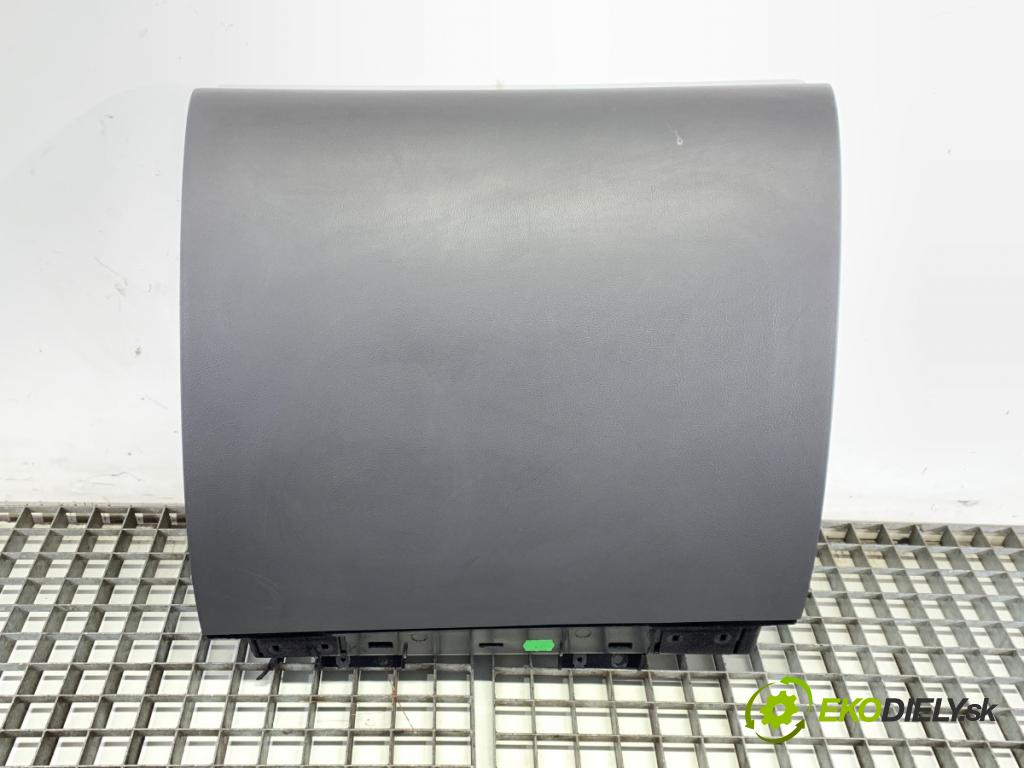 VW PHAETON sedan 2014 176 kW 3.0 V6 TDI 4motion 2967 přihrádka kastlík spolujezdce  (Přihrádka (kastlík))