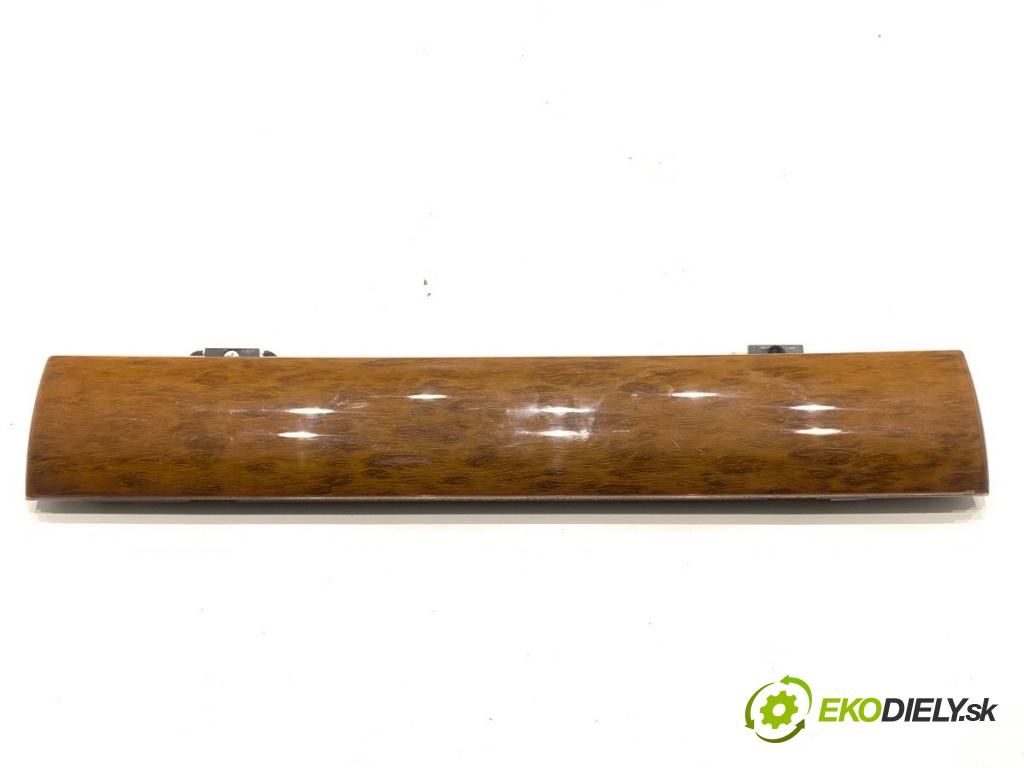 VW PHAETON sedan 2014 176 kW 3.0 V6 TDI 4motion 2967 lišty kryt 3D1858061D (Lišta)