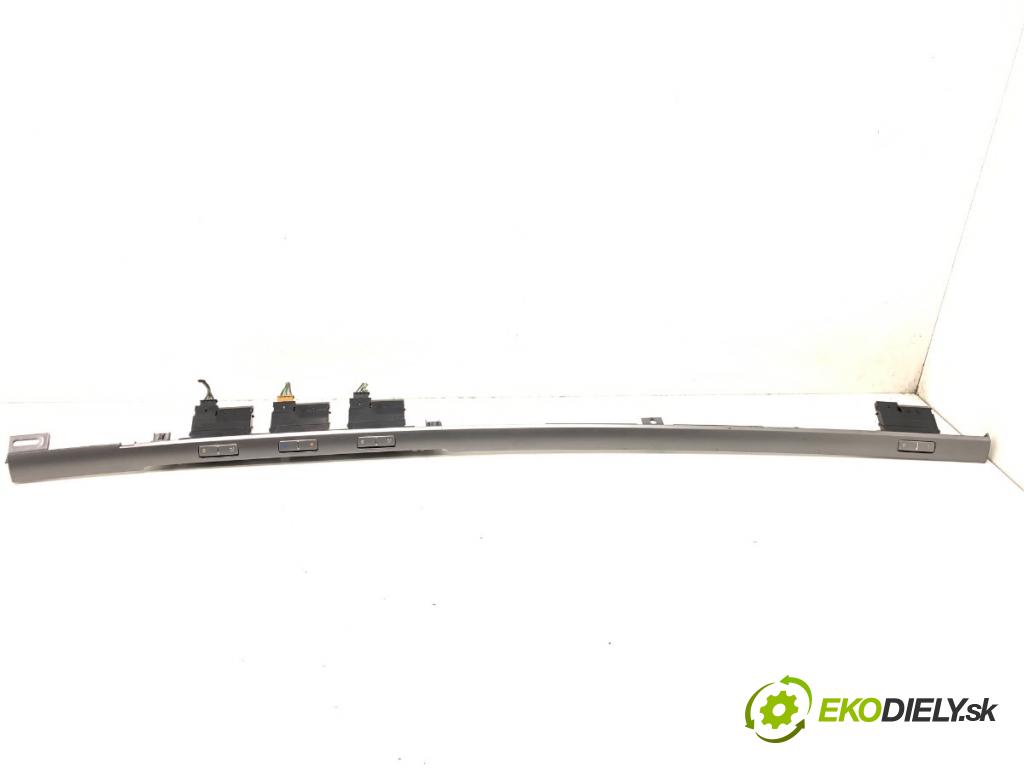 VW PHAETON sedan 2014 176 kW 3.0 V6 TDI 4motion 2967 lišty kryt 3D1858061D (Lišta)