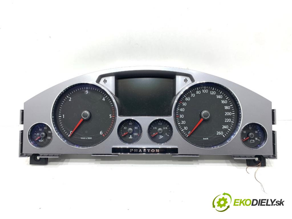 VW PHAETON sedan 2014 176 kW 3.0 V6 TDI 4motion 2967 Prístrojovka 3D0920886L (Prístrojová doska)