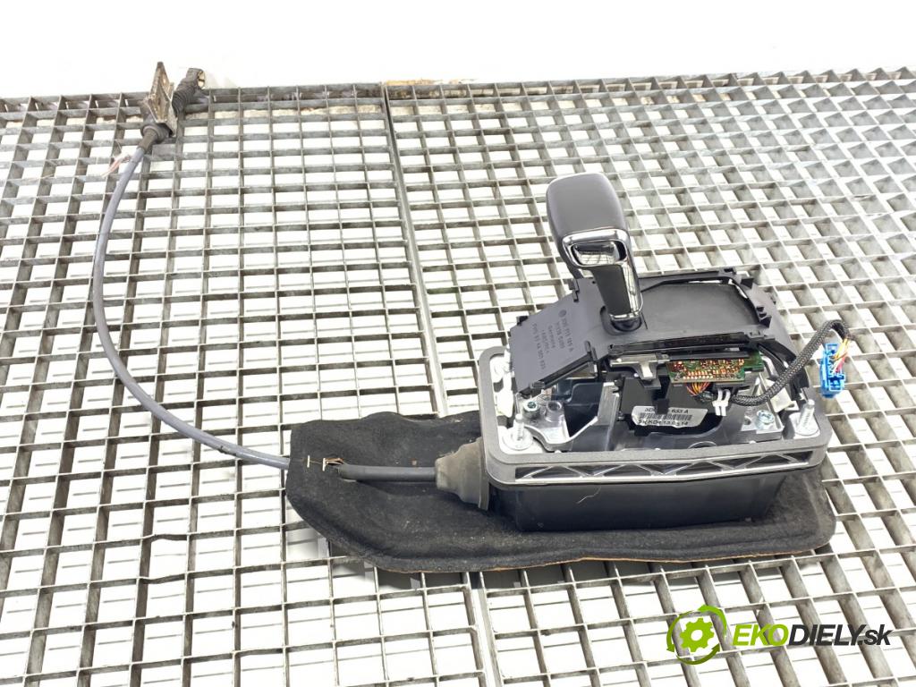 VW PHAETON sedan 2014 176 kW 3.0 V6 TDI 4motion 2967 Kulisa 3D0713633A (Rýchlostná páka (kulisa))