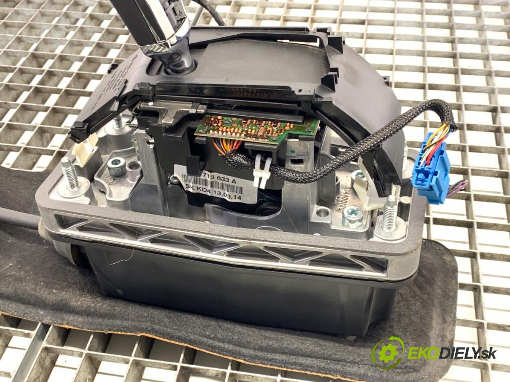 VW PHAETON sedan 2014 176 kW 3.0 V6 TDI 4motion 2967 Kulisa 3D0713633A (Rýchlostná páka (kulisa))