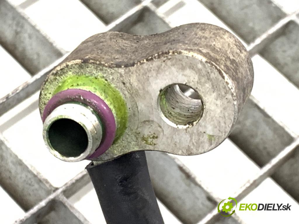 VW PHAETON sedan 2014 176 kW 3.0 V6 TDI 4motion 2967 rúrka klimatizace 3D0260712 (Trubka klimatizace)