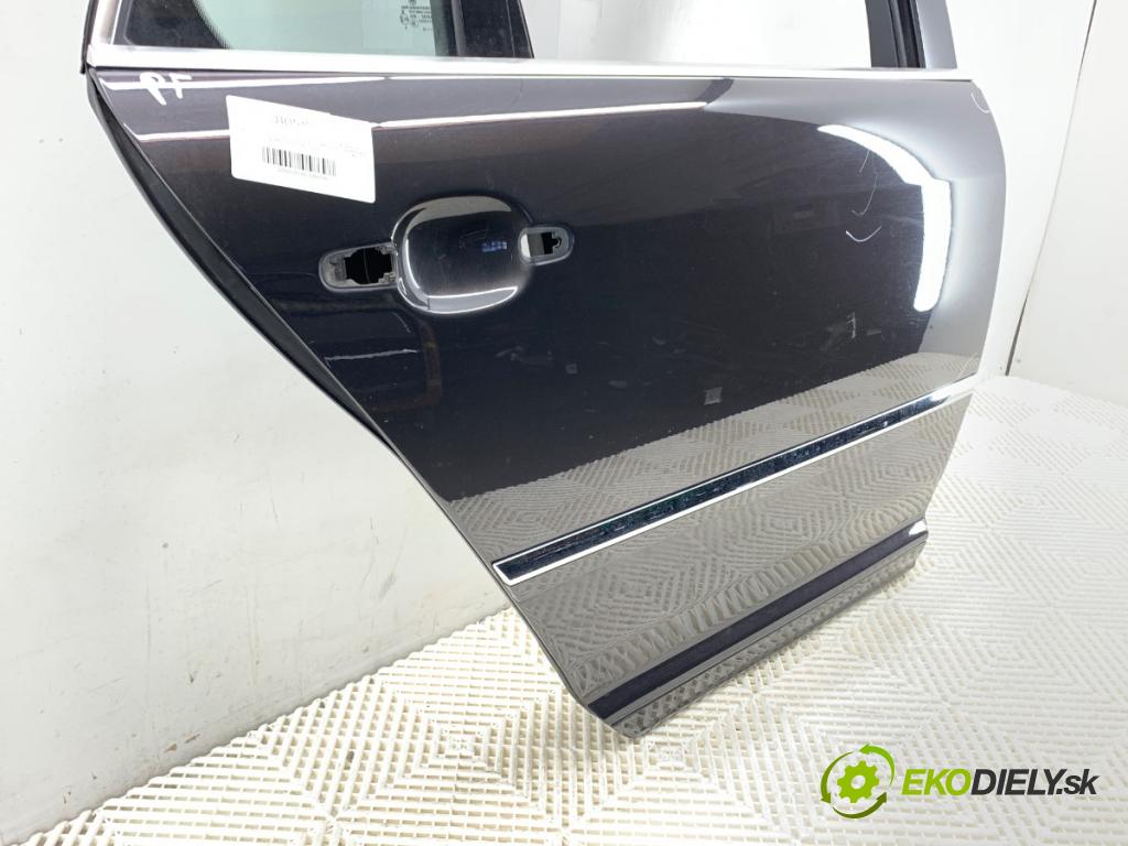VW PHAETON sedan 2014 176 kW 3.0 V6 TDI 4motion 2967 dveře pravý zadní část