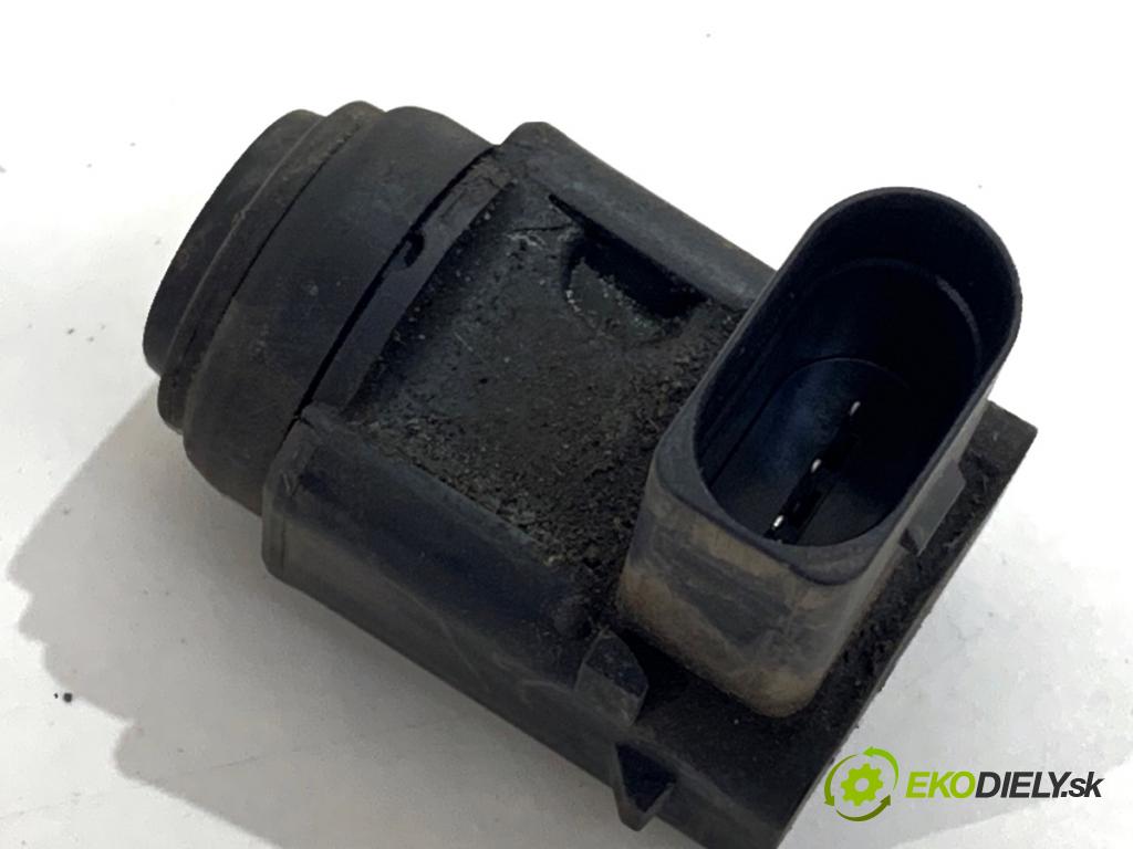 VW PHAETON sedan 2014 176 kW 3.0 V6 TDI 4motion 2967 snímač PDC 3D0919275D