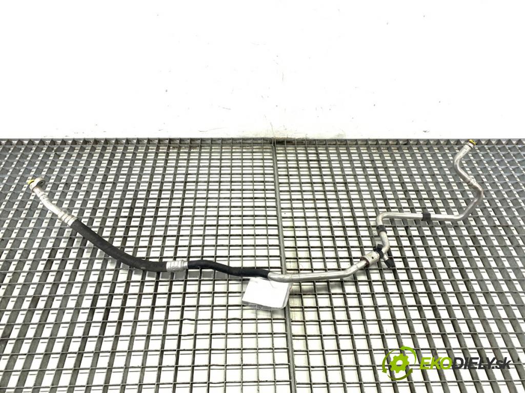 VW PHAETON sedan 2014 176 kW 3.0 V6 TDI 4motion 2967 rúrka klimatizace 3D1260712C (Trubka klimatizace)