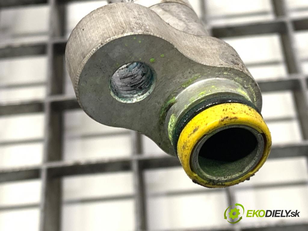 VW PHAETON sedan 2014 176 kW 3.0 V6 TDI 4motion 2967 rúrka klimatizace 3D1260712C (Trubka klimatizace)