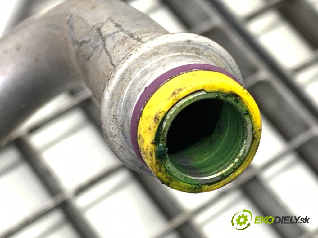 VW PHAETON sedan 2014 176 kW 3.0 V6 TDI 4motion 2967 rúrka klimatizace 3D1260712C (Trubka klimatizace)