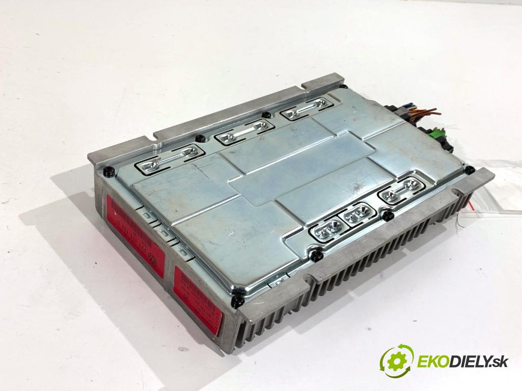 VW PHAETON sedan 2014 176 kW 3.0 V6 TDI 4motion 2967 zesilovač 3D0035466D (Zesilovač)