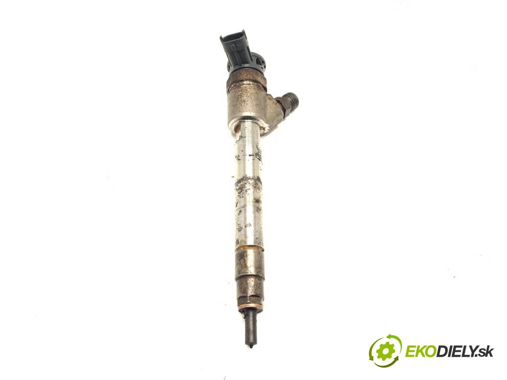 PEUGEOT 508 SW II Kombi 2019 96 kW 1.5 BlueHDi 130 1499 vstrekovač 9828959880 (Vstrekovač paliva)