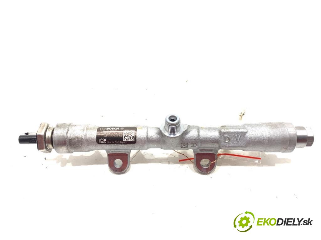 PEUGEOT 508 SW II Kombi 2019 96 kW 1.5 BlueHDi 130 1499 Lišta vstrekovacia 9821399680 (Vstrekovacia lišta)