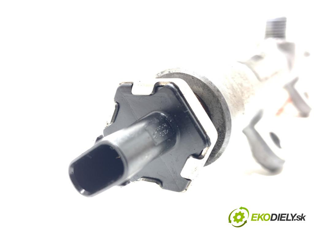 PEUGEOT 508 SW II Kombi 2019 96 kW 1.5 BlueHDi 130 1499 Lišta vstrekovacia 9821399680 (Vstrekovacia lišta)