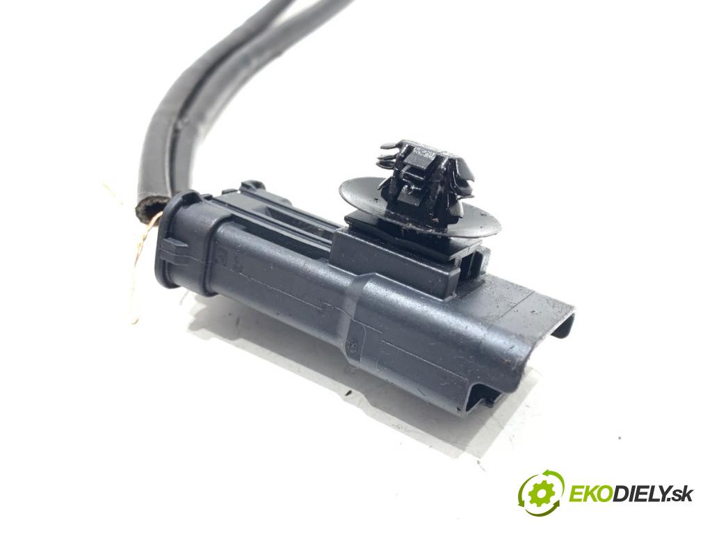 PEUGEOT 508 SW II Kombi 2019 96 kW 1.5 BlueHDi 130 1499 Snímač teploty spalín 9812376480 (Snímač)