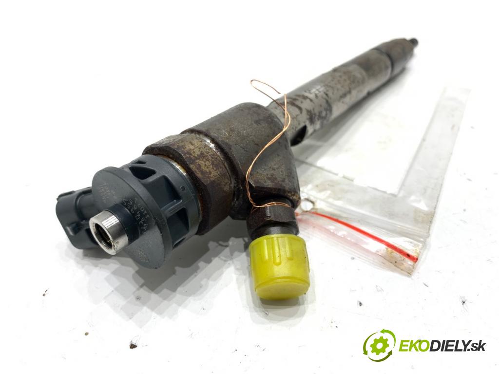 PEUGEOT 508 SW II Kombi 2019 96 kW 1.5 BlueHDi 130 1499 vstrekovač 9828959880 (Vstrekovač paliva)