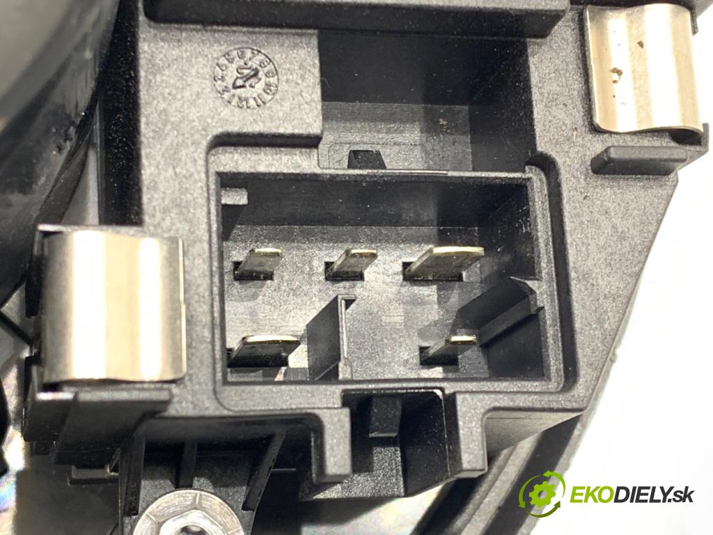 VW PASSAT B7 Kombi 2012 103 kW 2.0 TDI 1968 ventilátor kúrenia 3C0907521F