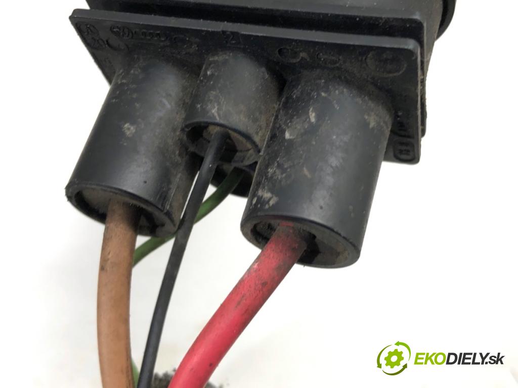 VW PASSAT B7 Kombi 2012 103 kW 2.0 TDI 1968 Ventilátor chladiča (Ventilátor)