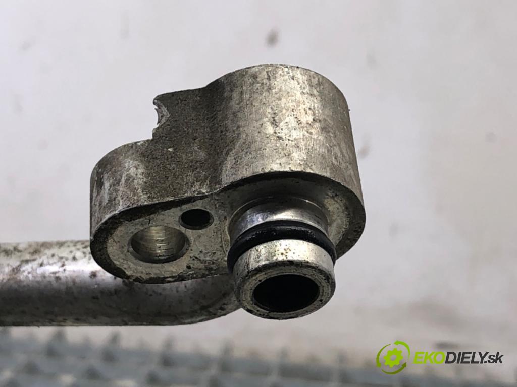 VW PASSAT B7 Kombi 2012 103 kW 2.0 TDI 1968 rúrka klimatizace  (Trubka klimatizace)