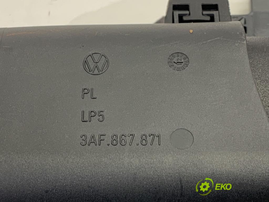 VW PASSAT B7 Kombi 2012 103 kW 2.0 TDI 1968 Roleta kufra 3AF867871