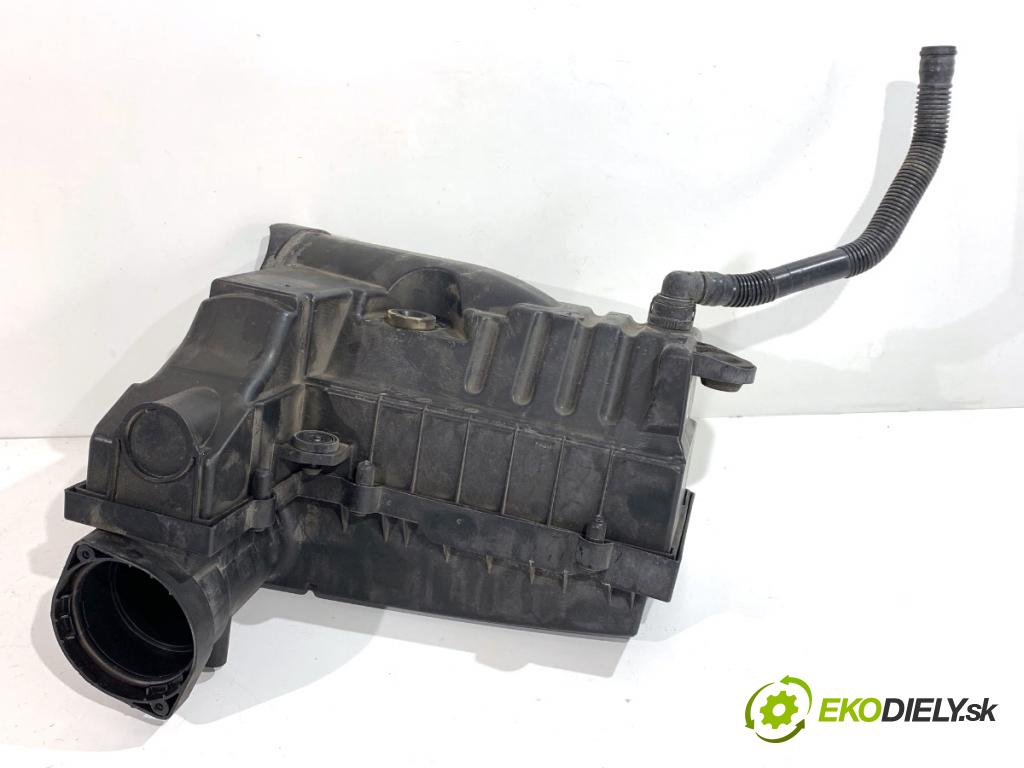 VW PASSAT B7 Kombi 2012 103 kW 2.0 TDI 1968 Obal filtra vzduchu 3C0129601CD (Obal vzduchového filtra)