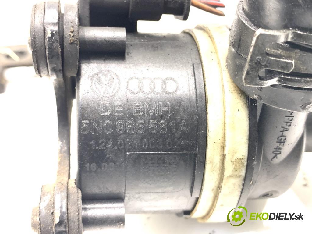VW PASSAT B7 Kombi 2012 103 kW 2.0 TDI 1968 DALŠÍ: pumpa vody 5N0965561A (Vodní pumpa)