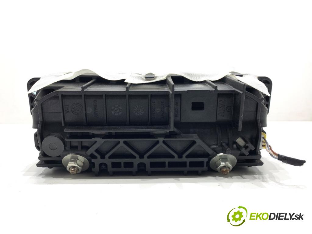 VW PASSAT B7 Kombi 2012 103 kW 2.0 TDI 1968 AirBag spolujazdca 3AA880204 (Airbag)