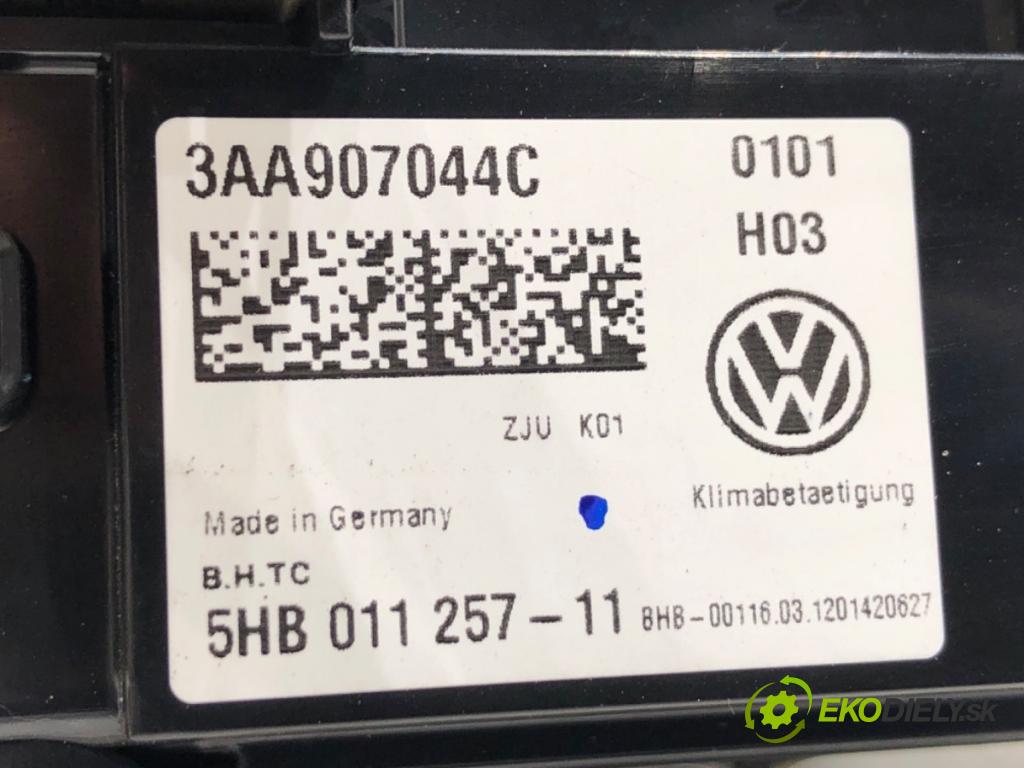 VW PASSAT B7 Kombi 2012 103 kW 2.0 TDI 1968 Panel ovládania kúrenia 3AA907044C (Prepínacie páčky pod volantom)