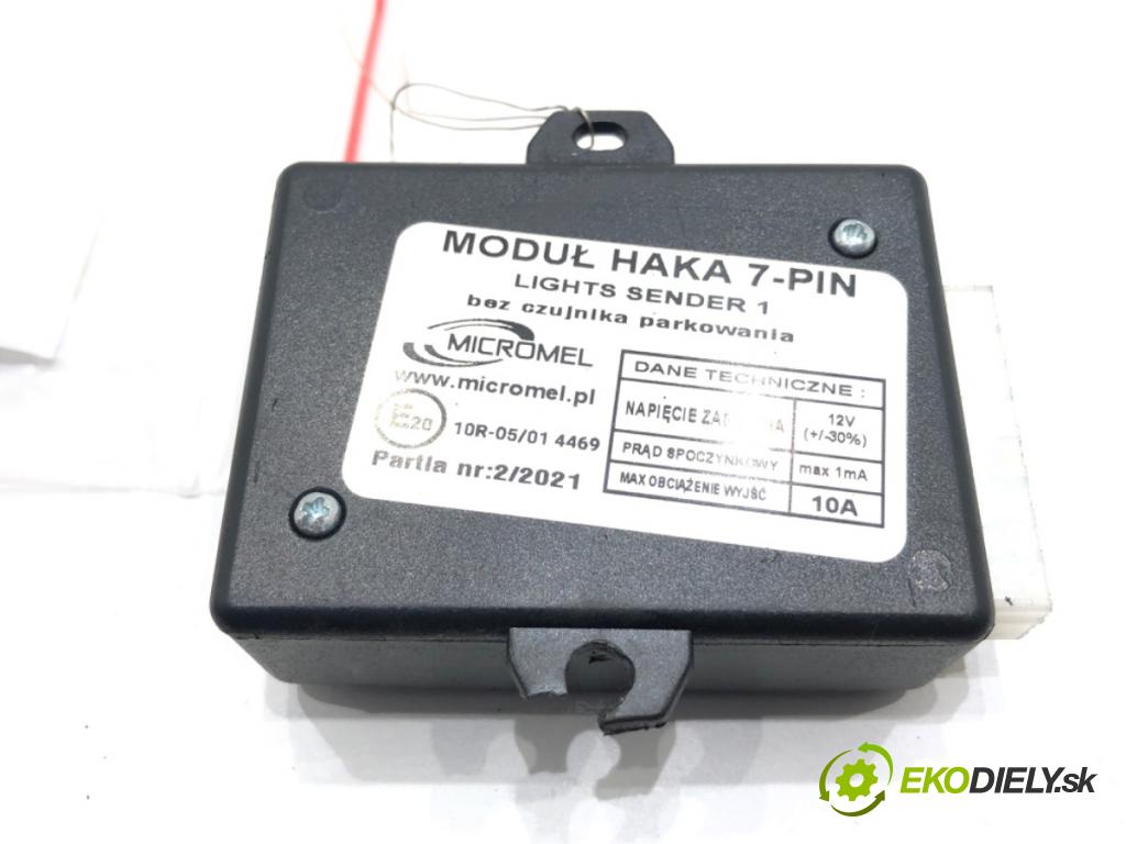 VW PASSAT B7 Kombi 2012 103 kW 2.0 TDI 1968 Modul ťažného oka  (Riadiaca jednotka ostatné)