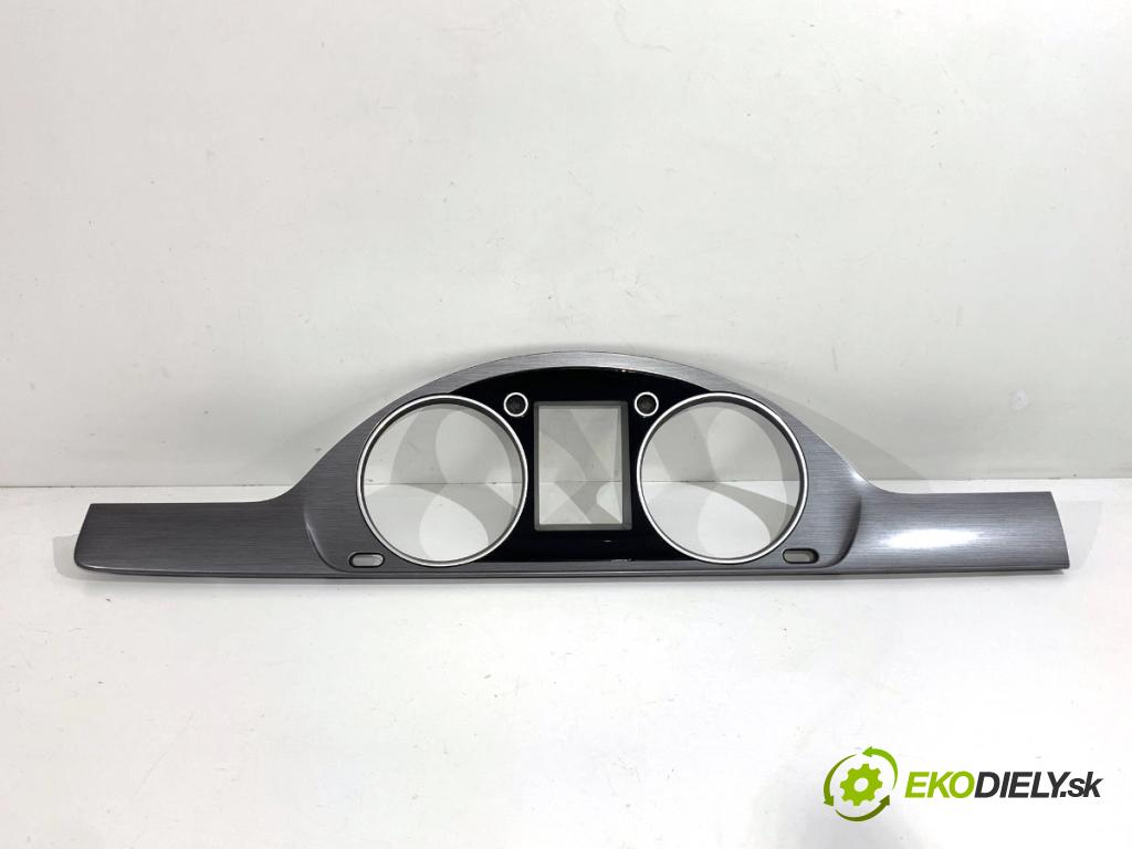 VW PASSAT B7 Kombi 2012 103 kW 2.0 TDI 1968 lišty kryt 3AB858366D (Lišta)