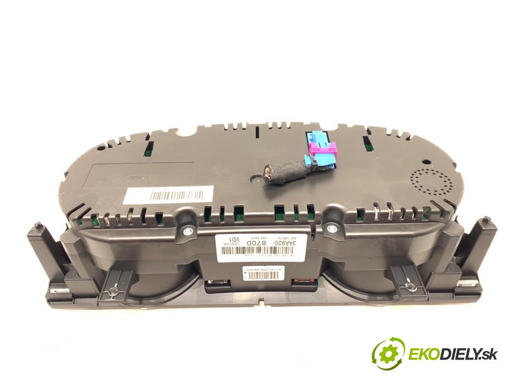 VW PASSAT B7 Kombi 2012 103 kW 2.0 TDI 1968 Prístrojovka 3AA920870D (Prístrojová doska)