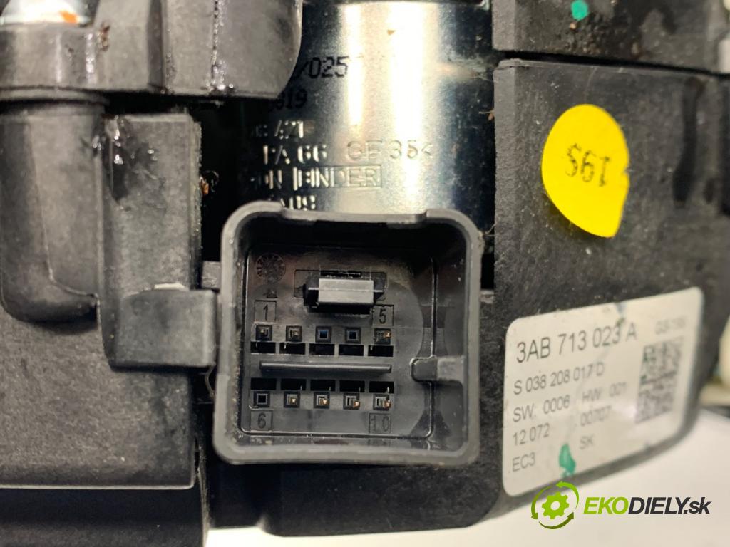 VW PASSAT B7 Kombi 2012 103 kW 2.0 TDI 1968 Kulisa 3AB713023A 3AB713203E (Rýchlostná páka (kulisa))