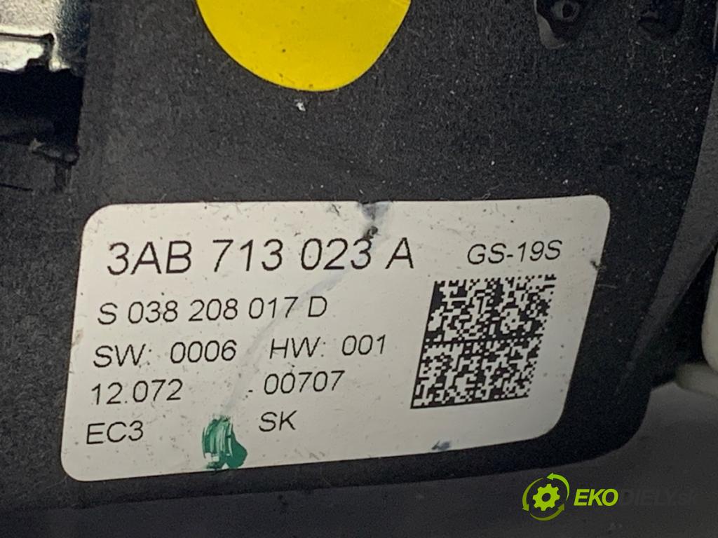 VW PASSAT B7 Kombi 2012 103 kW 2.0 TDI 1968 Kulisa 3AB713023A 3AB713203E (Rýchlostná páka (kulisa))