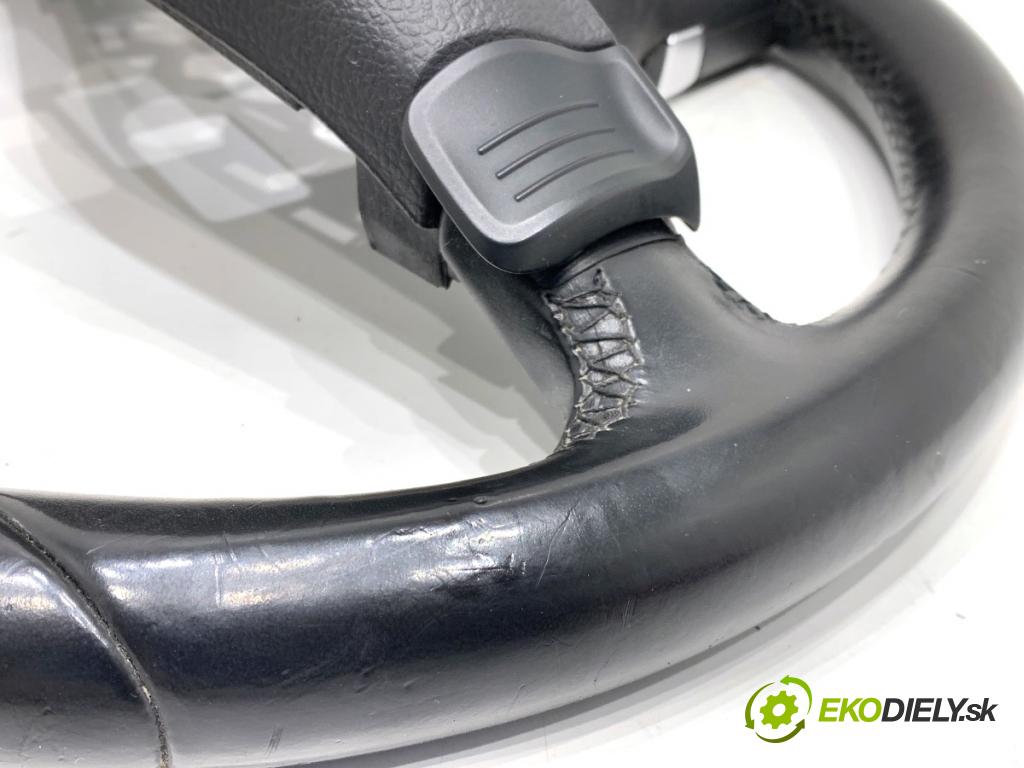 VW PASSAT B7 Kombi 2012 103 kW 2.0 TDI 1968 volant 3C8419091BF (Volant)