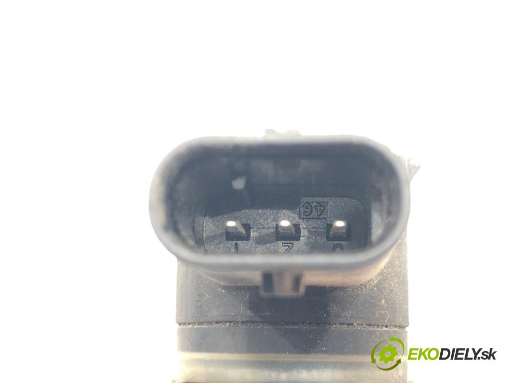VW PASSAT B7 Kombi 2012 103 kW 2.0 TDI 1968 snímač PDC 1S0919275